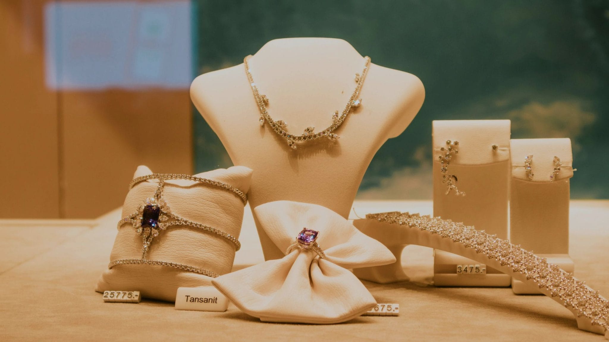 jewellery market
